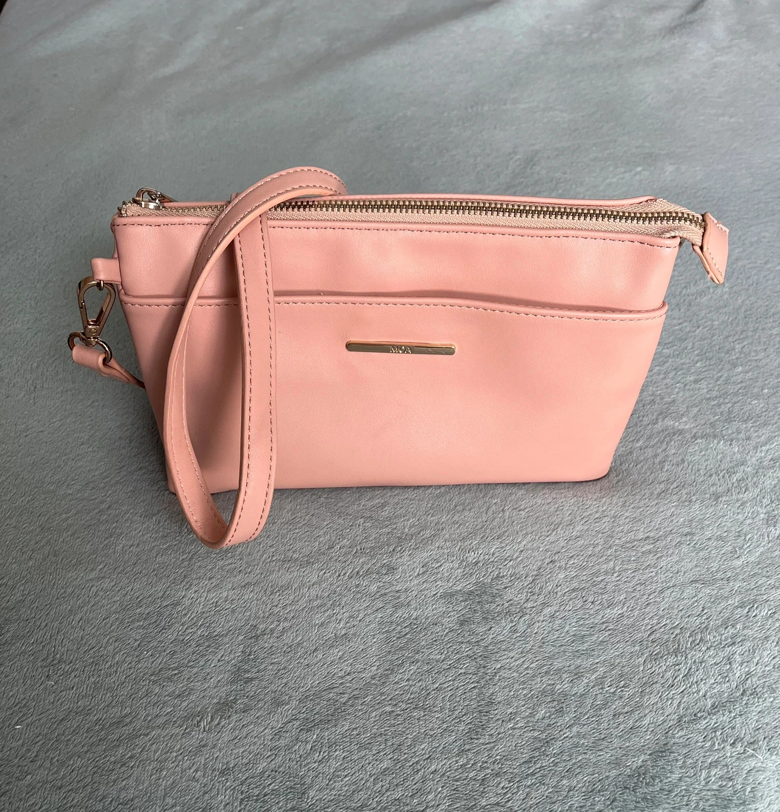 MOA pink powdery shoulder bag new – photo 2